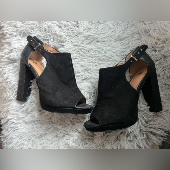 H&M Peep Toe Heels - Picture 2 of 7